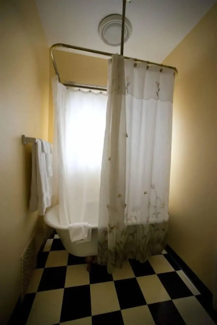 The Peter Herdic Inn