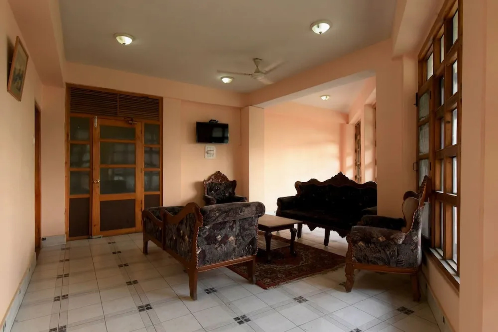 OYO 7341 Hotel Himalayan Hamlet