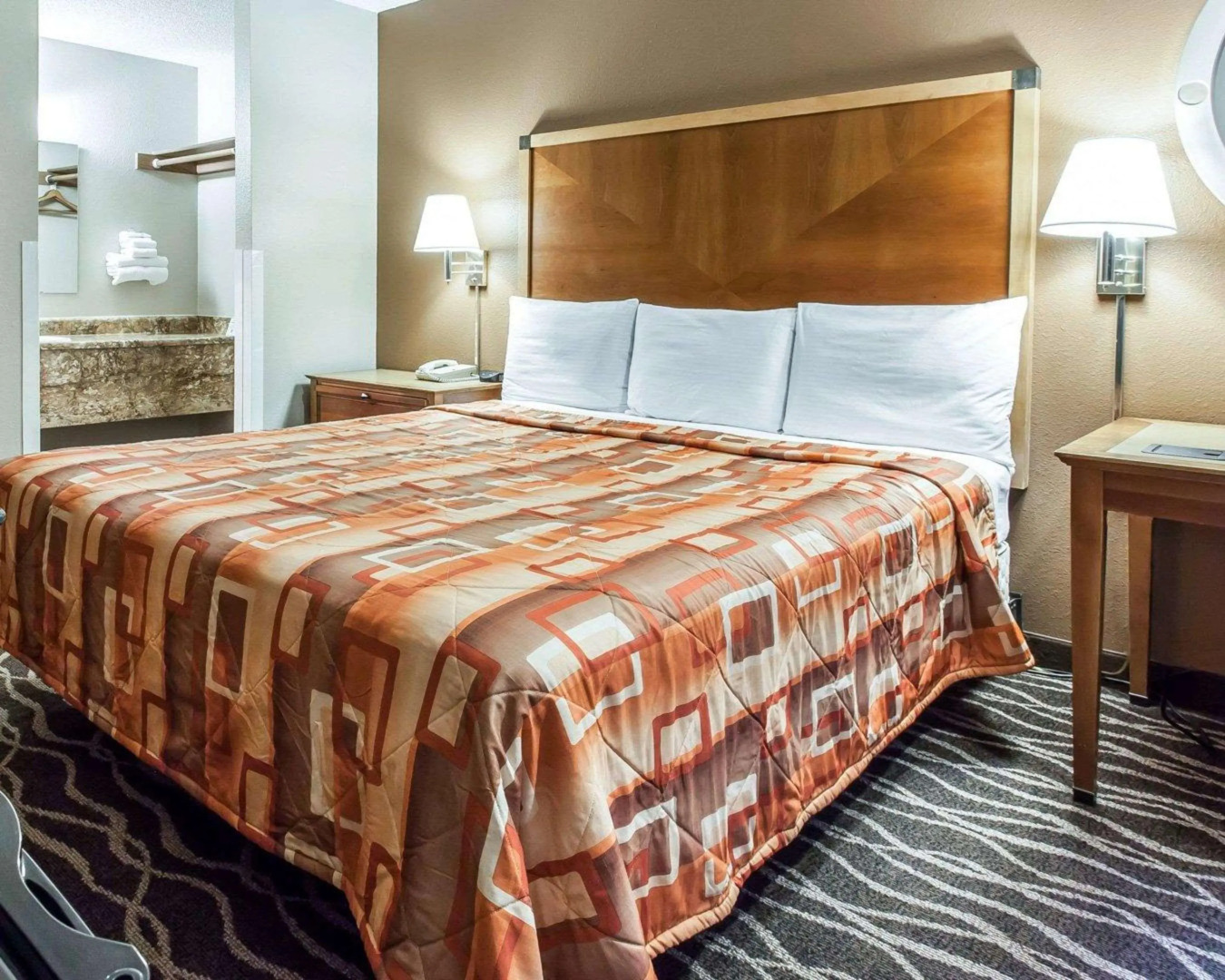 Econo Lodge Ellensburg Near University