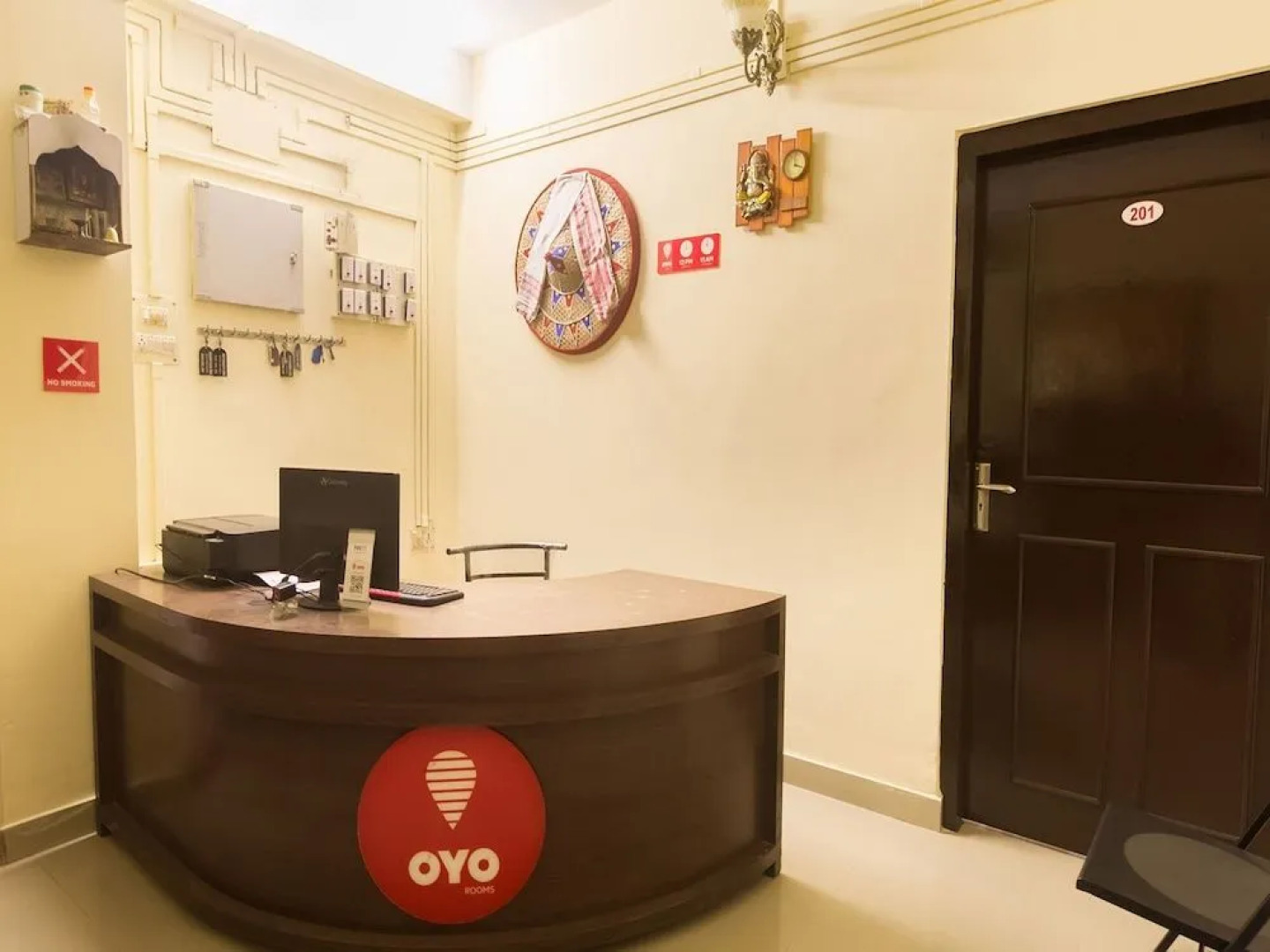 OYO 9671 Hotel Rudraksh Inn