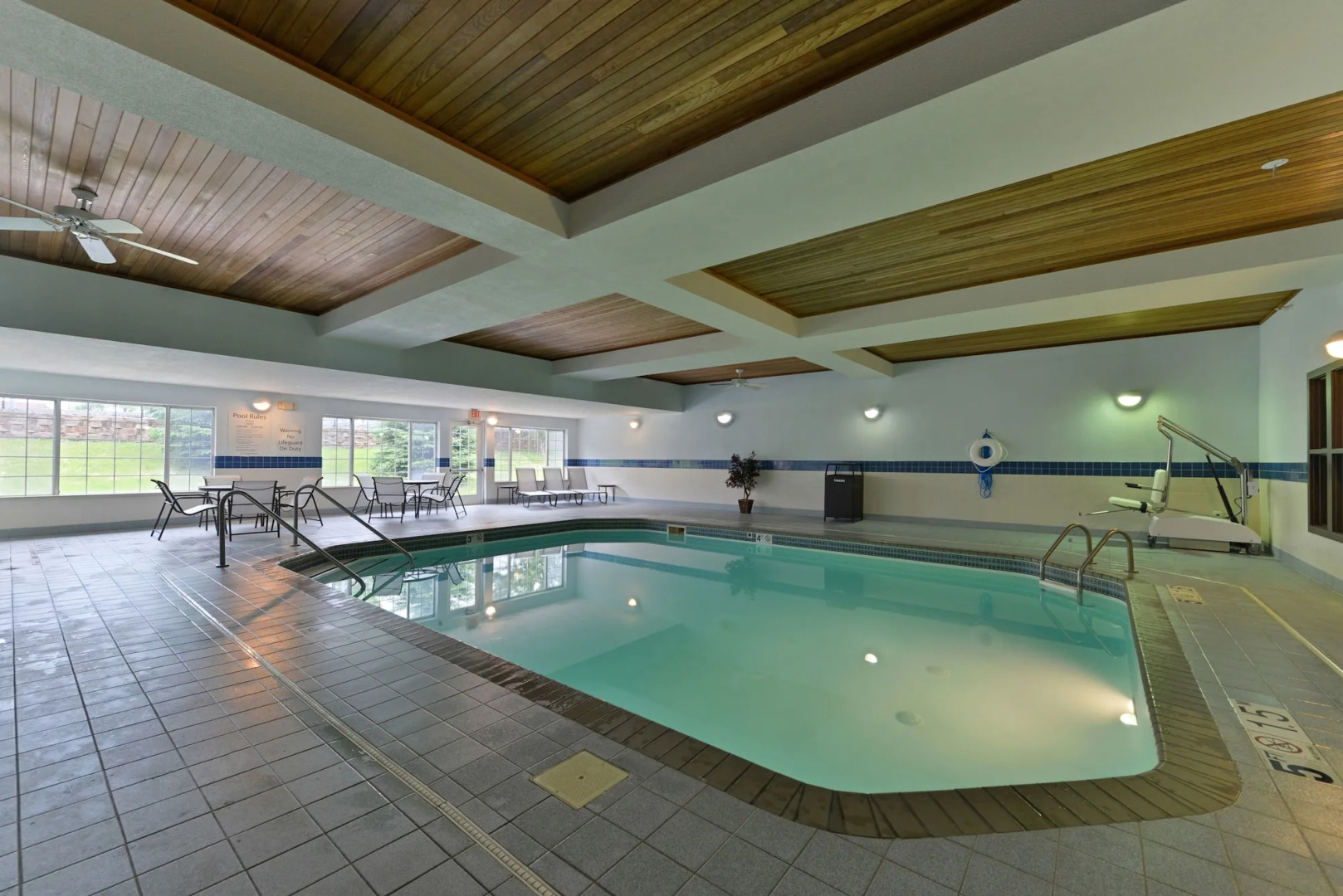 Holiday Inn Express St Paul S - Inver Grove Hgts by IHG