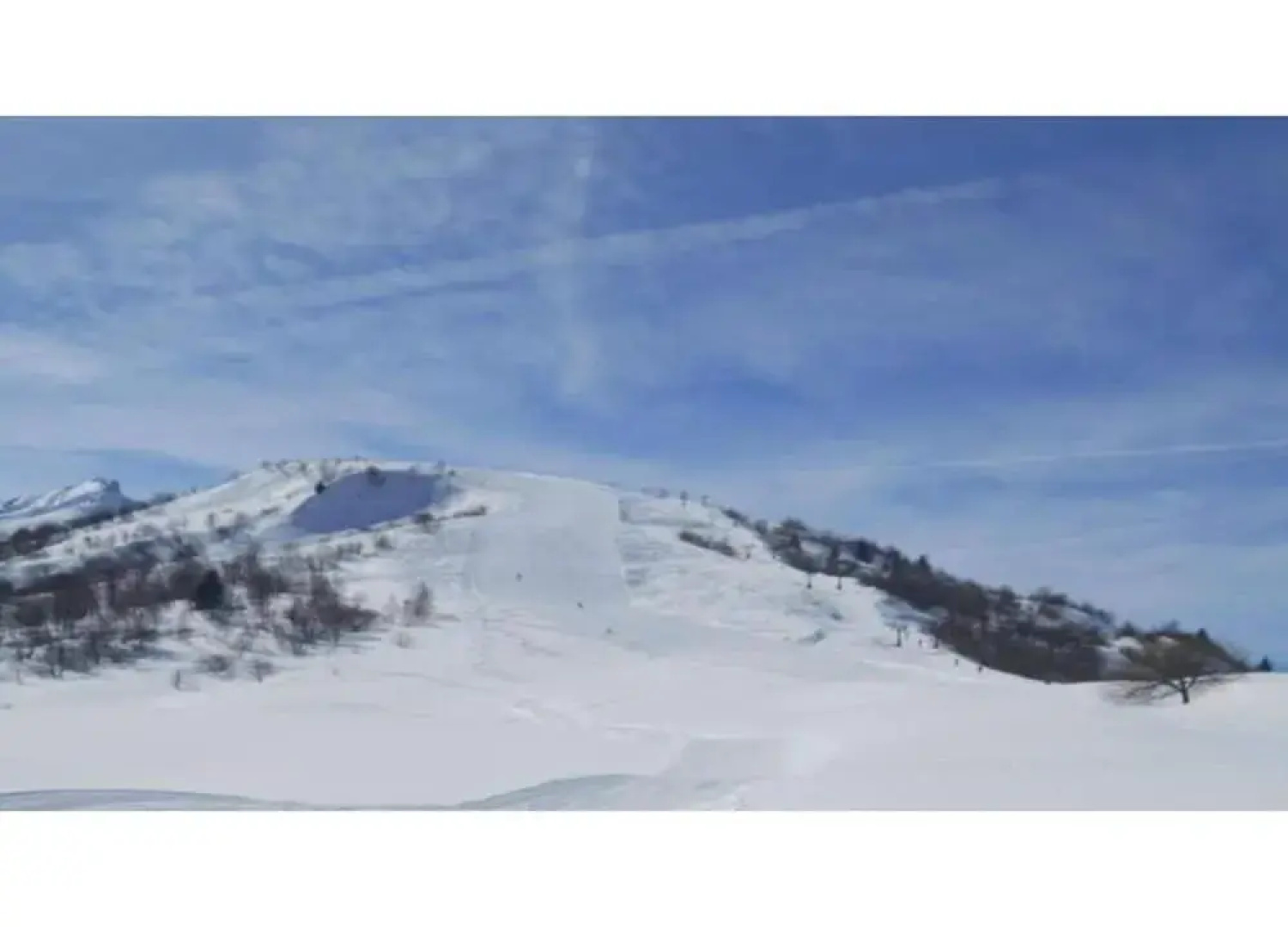 Studio in Doucy at the Foot of Ski Slopes