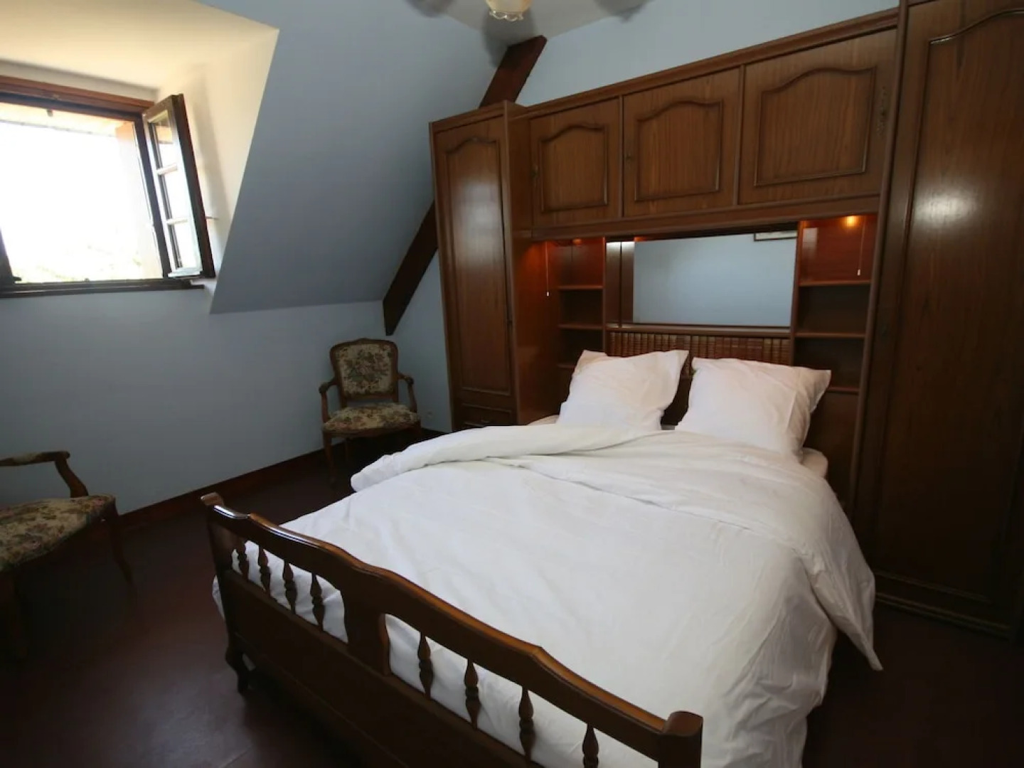 Detached Villa With Private Pool Near the Atlantic Ocean