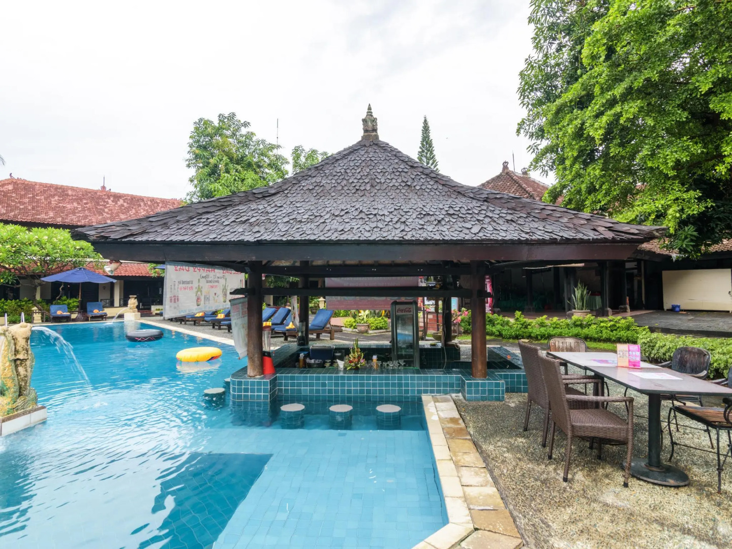 Legian Paradiso Hotel