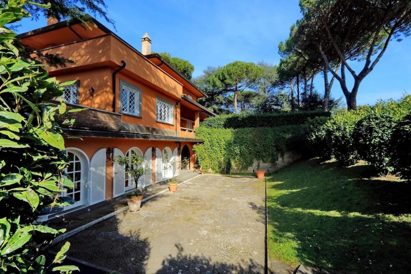 Via Pierre - Villas in the countryside of Rome