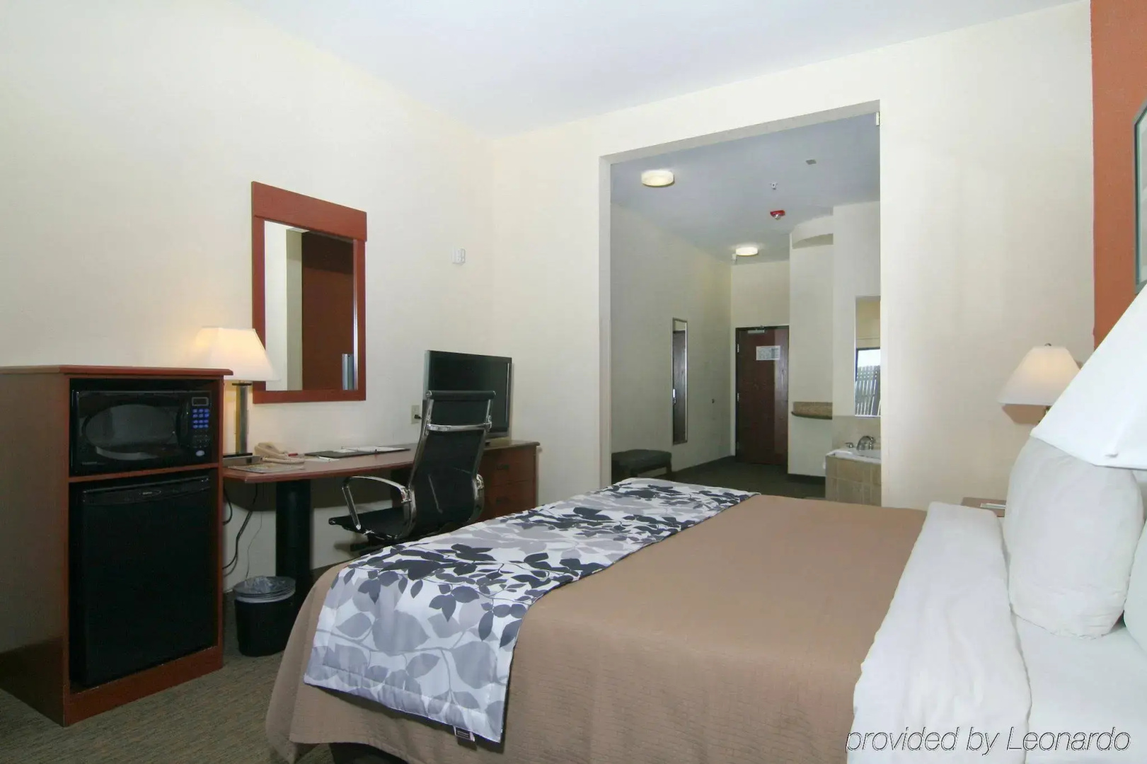 Sleep Inn & Suites