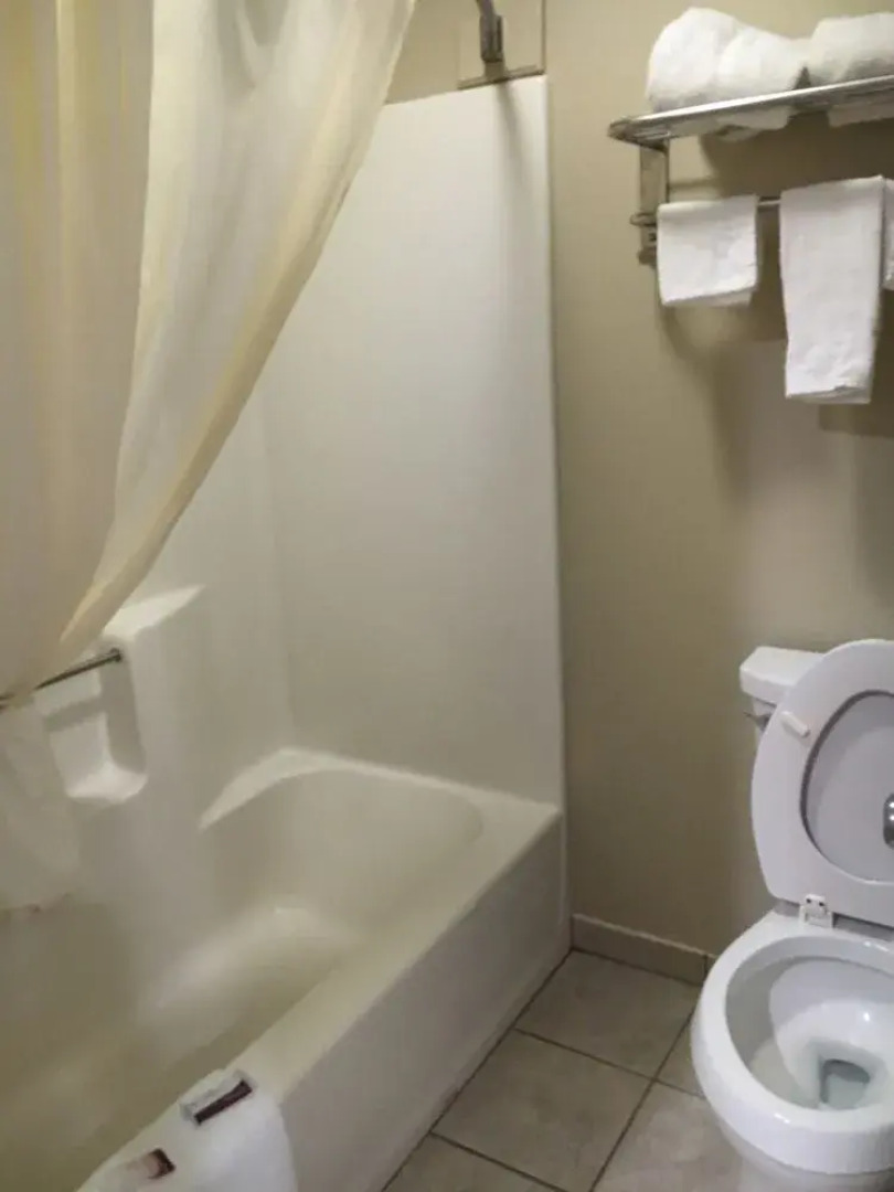 Regency Inn And Suites