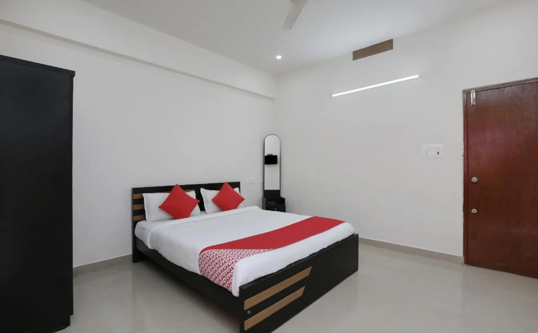 Green Valley Residency by OYO Rooms