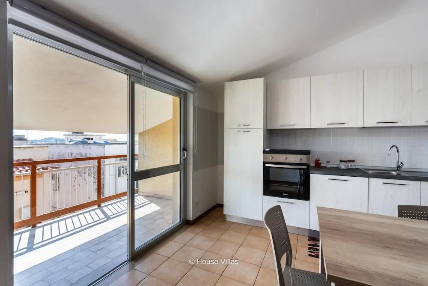 House Villas - Orchid Apartment