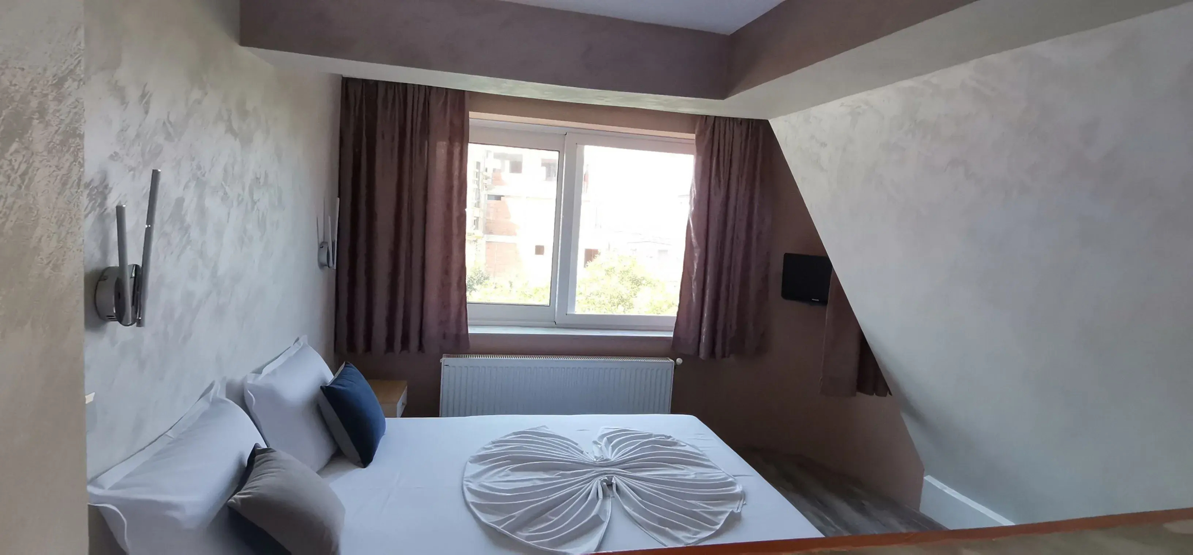 Hotel Jeweller