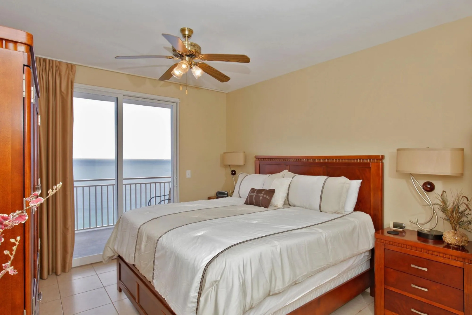 Splash Beach Resort by Panhandle Getaways