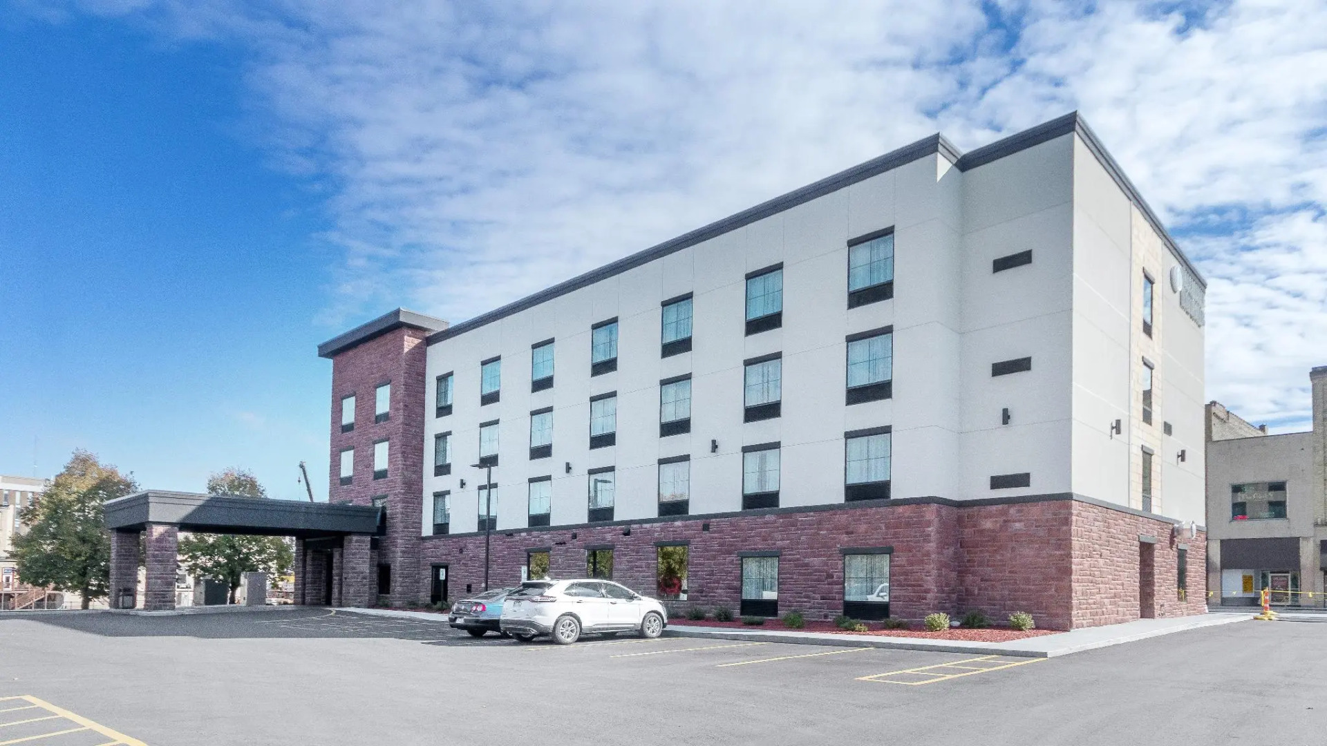 Cobblestone Hotel & Suites - Superior Duluth