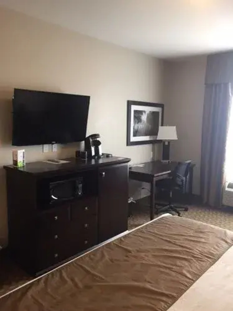 The Kanata by BCMInns Whitecourt