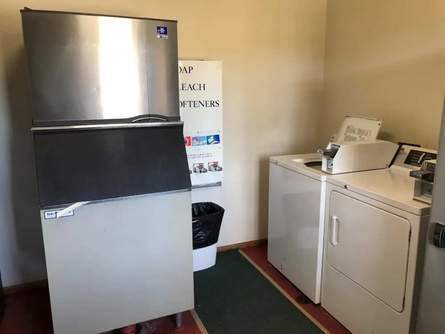 Riverwood Inn of Glenwood