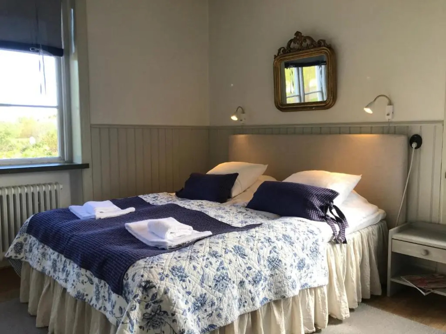 Mellby 11 Bed And Breakfast