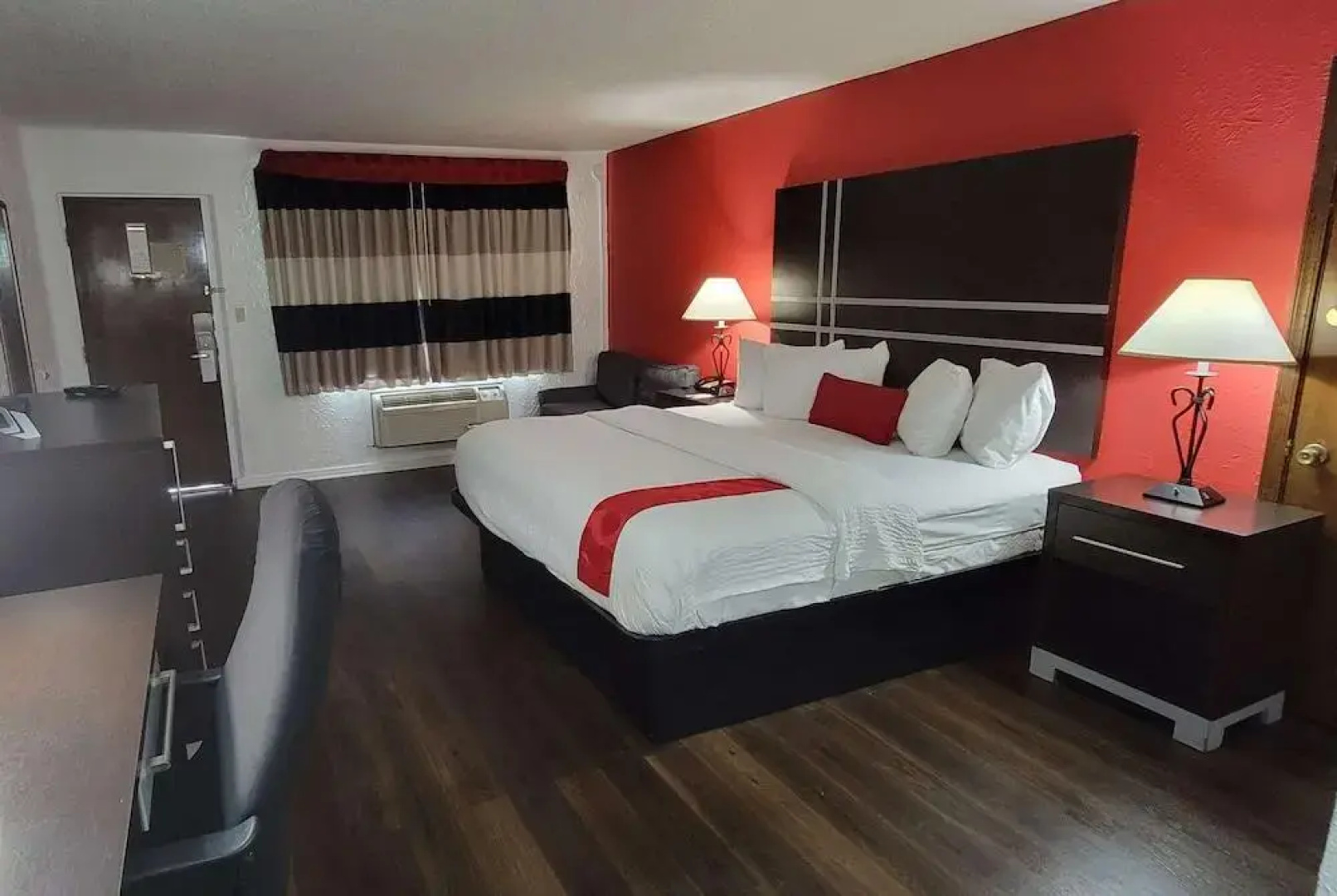 Ramada By Wyndham Mountain Home
