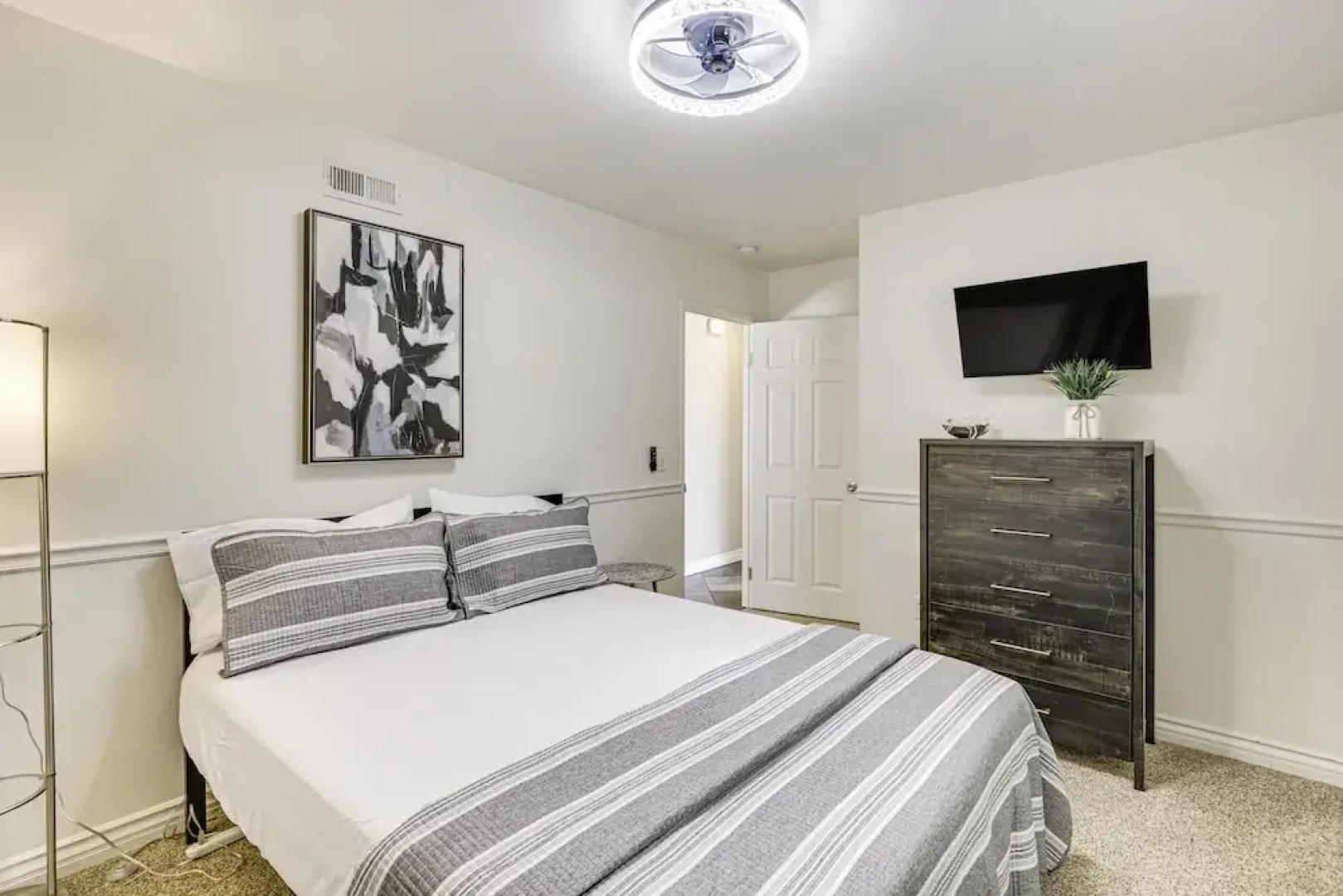 Poway Retreat w/ Stunning Sunset & Mountain Views!