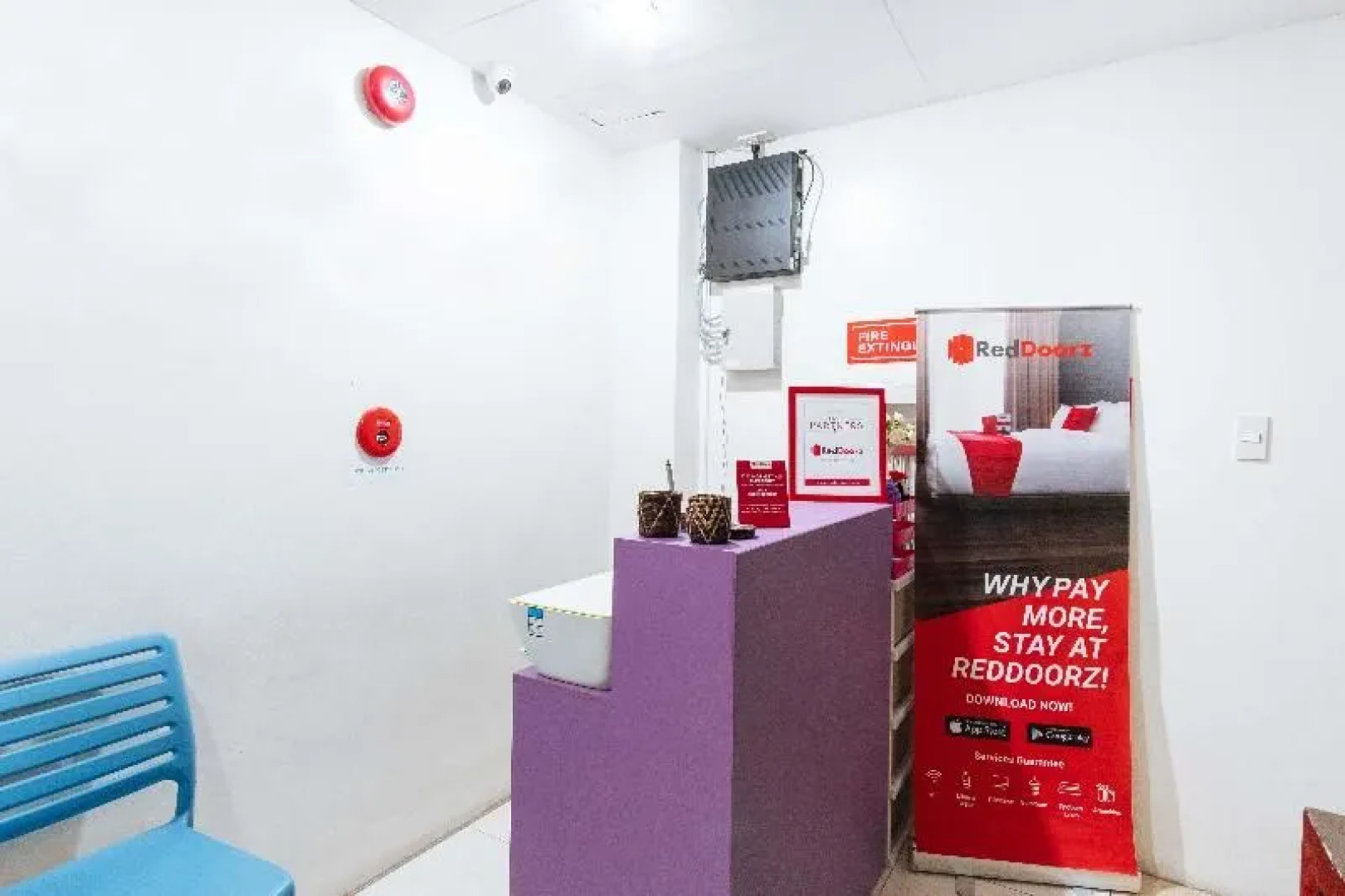 RedDoorz Plus near Robinsons Place Manila