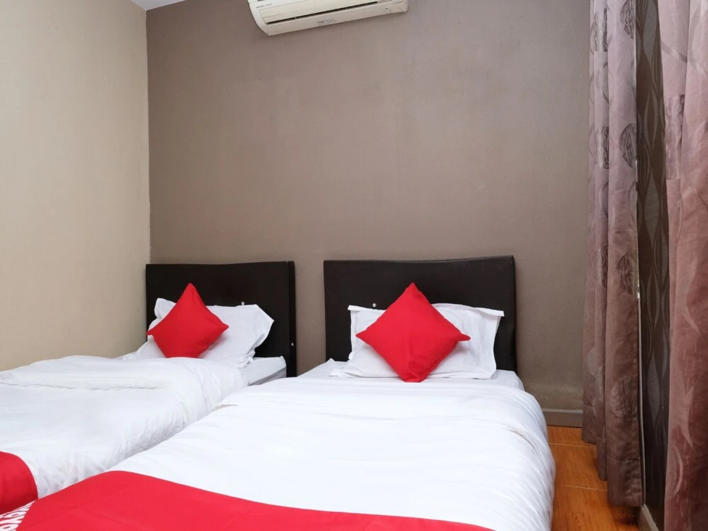 Hotel Al-Saif by OYO Rooms