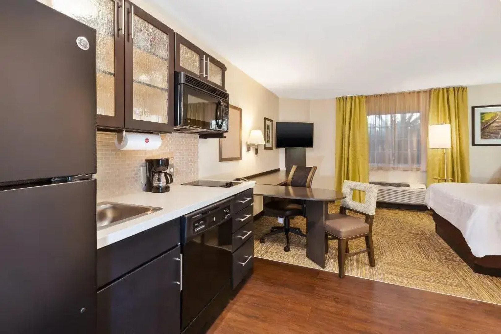 Candlewood Suites Huntersville-Lake Norman