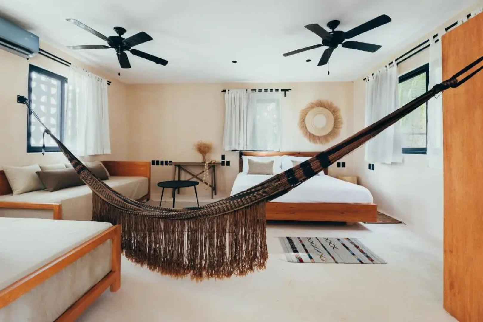 Cucu Hotel - El Cuyo