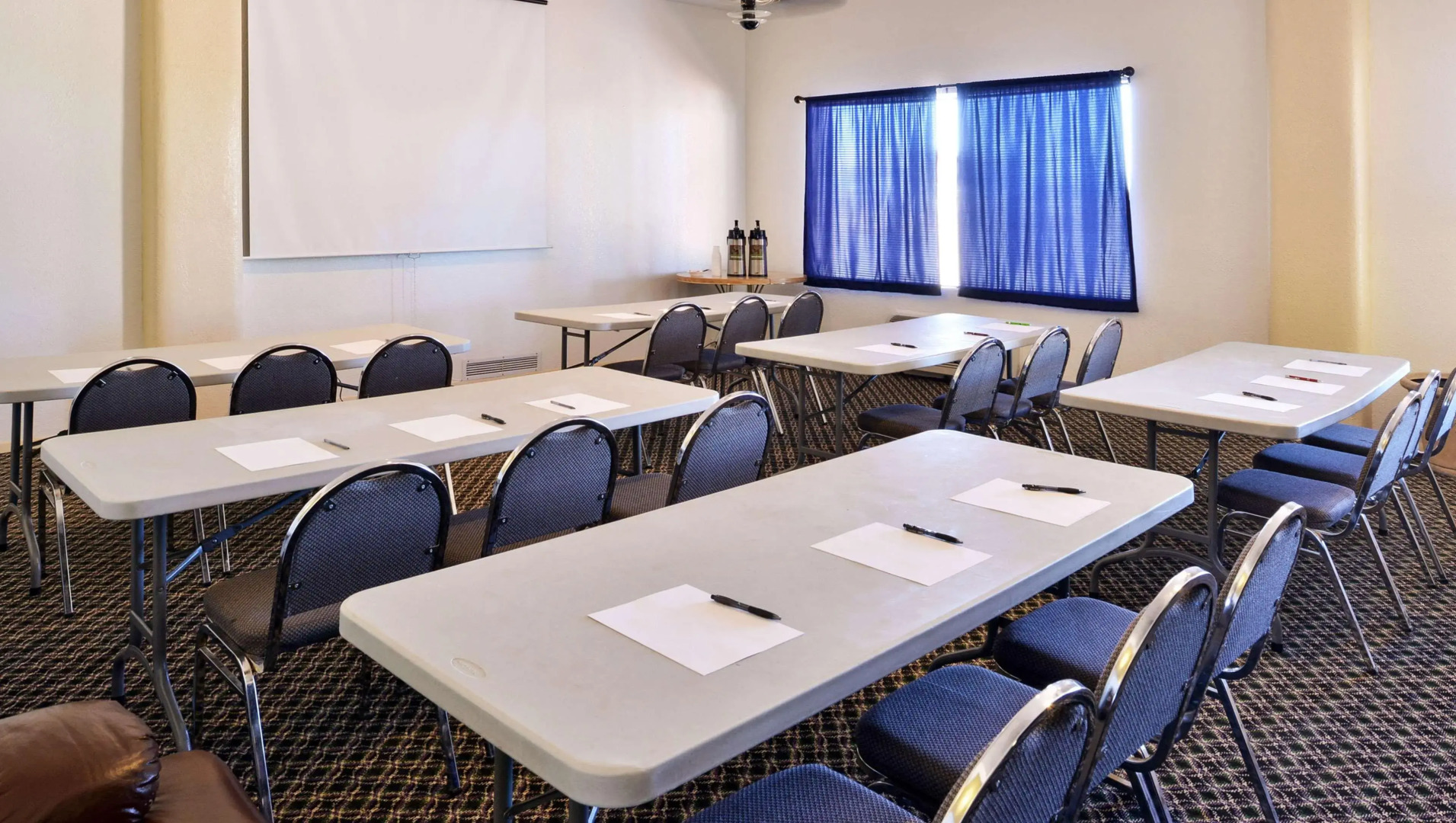 The Classic Desert Aire Hotel