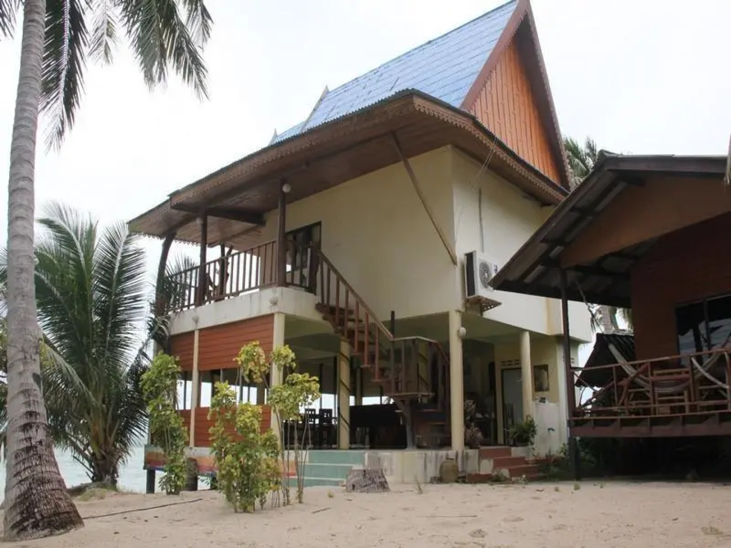 Field Paradise 1 Hotel