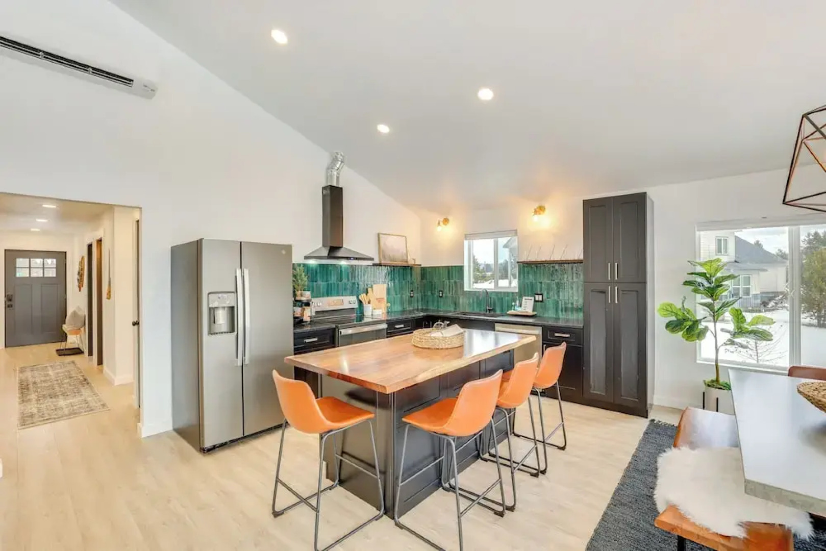 Family-friendly Donnelly Home w/ Private Hot Tub!