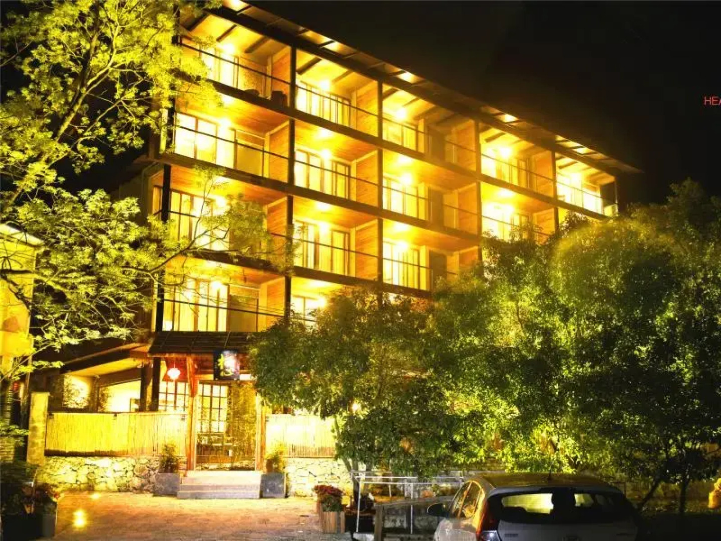 Qixin Jiuyin Inn Yangshuo