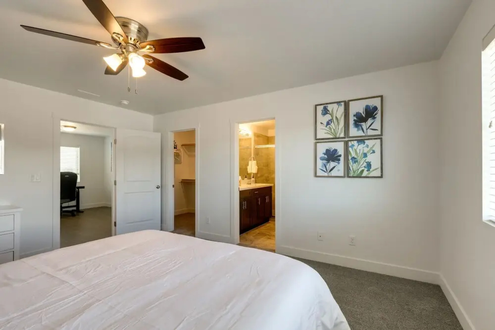 Bellemont Family Home w/ Yard - Hike, Ski, Explore