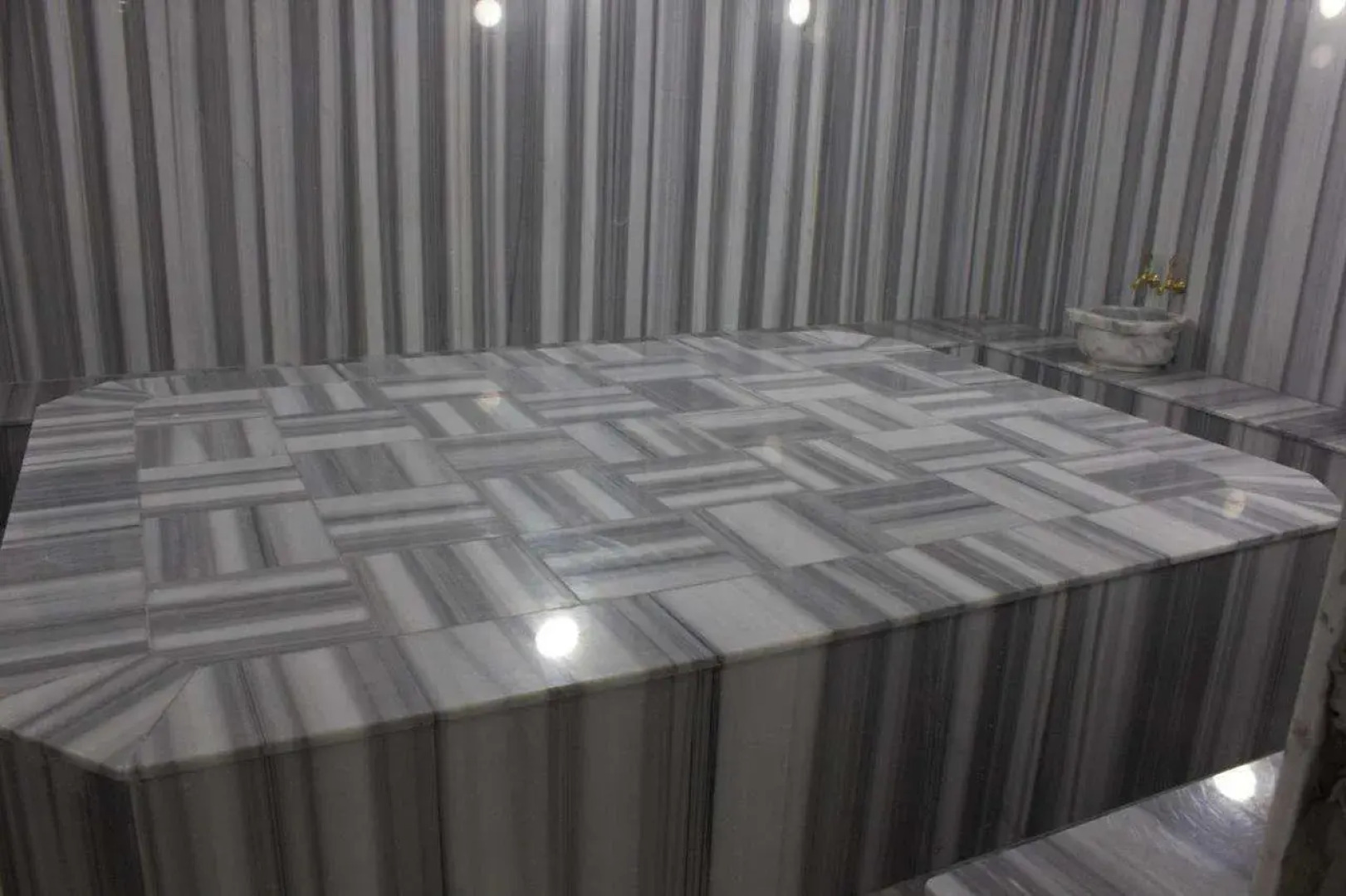 Akalia Suite Hotel & Spa