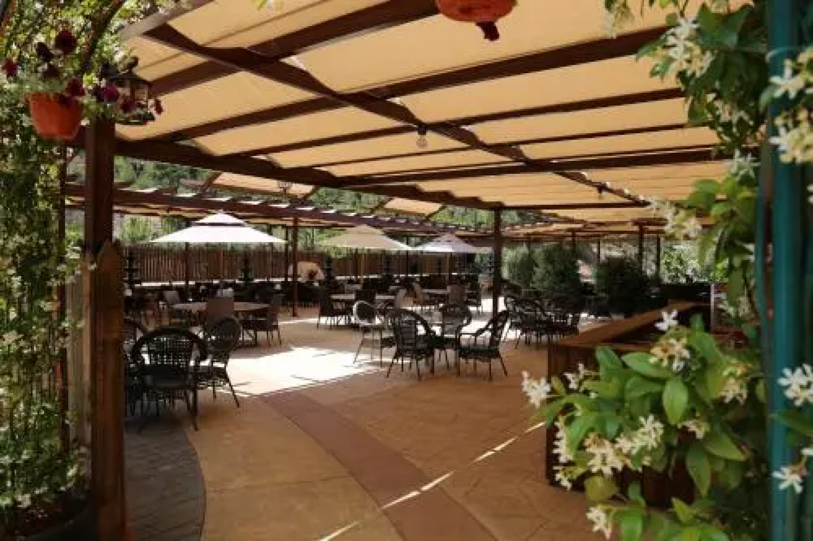 Pine View Hotel Azour-Jezzine