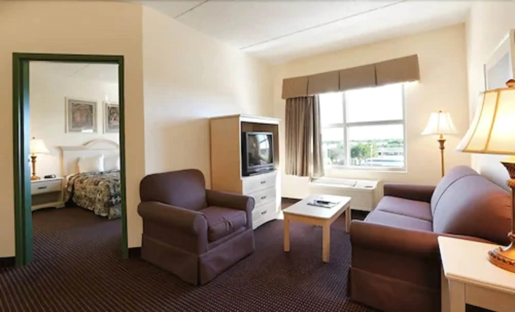 Allure Suites