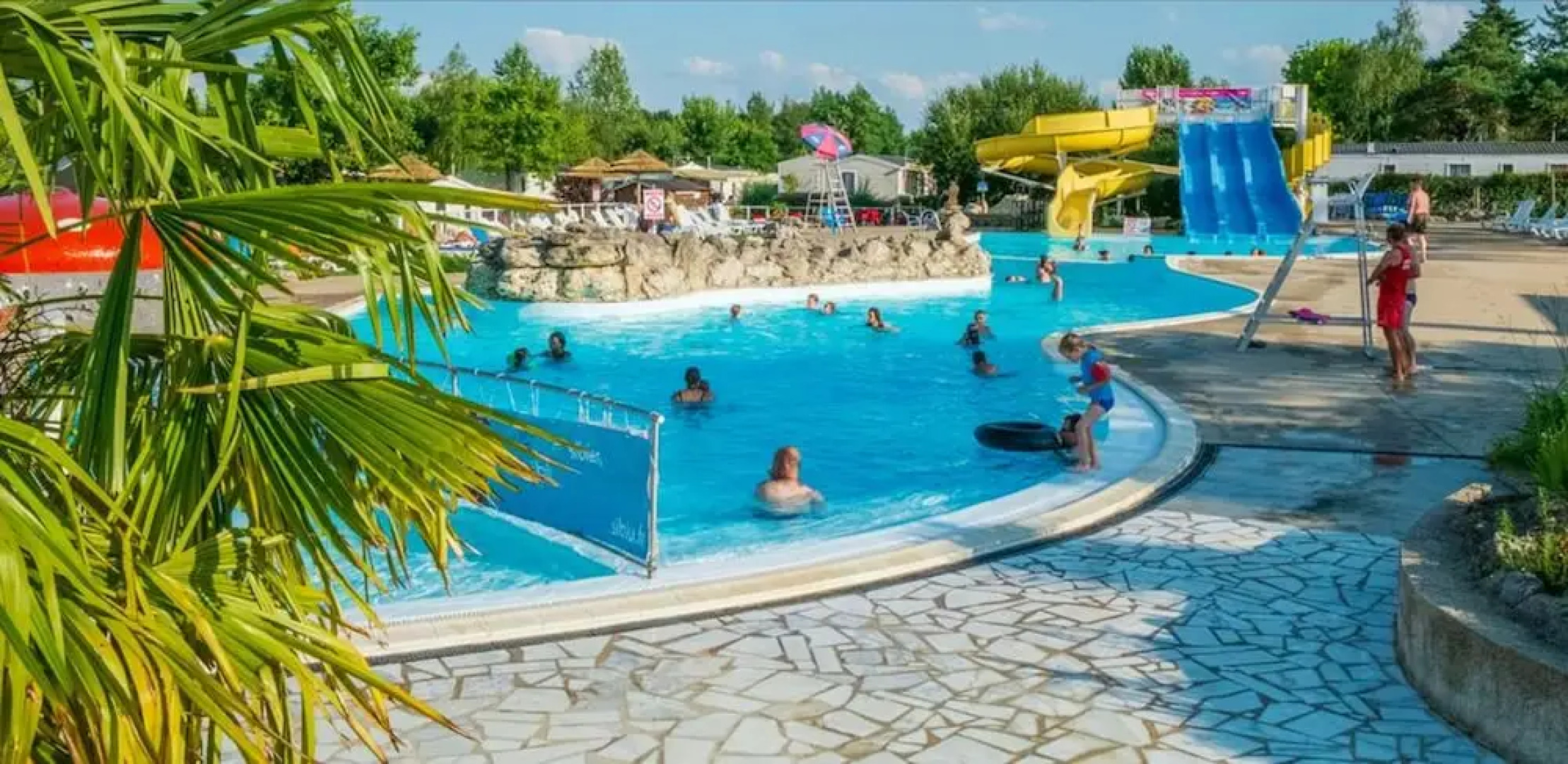 Bungalow With 3 Bedrooms in Onzain, With Shared Pool and Enclosed Garden