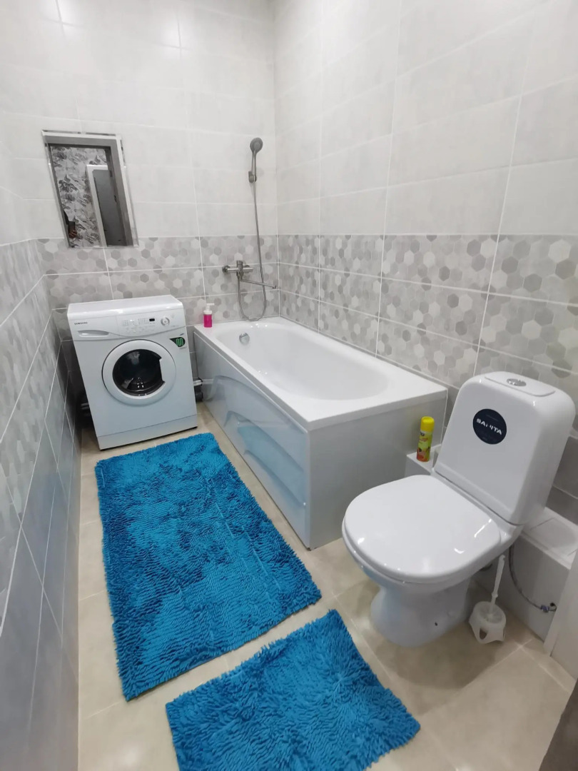 Сутки как дома на Трегубенко, 58