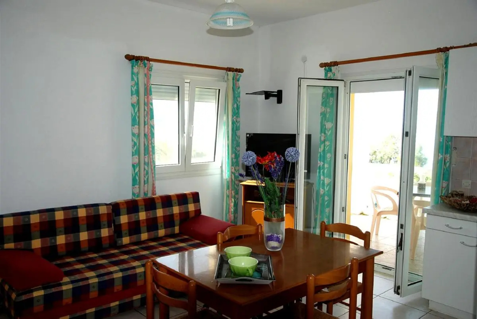 S&C Kosmos Beach Resort