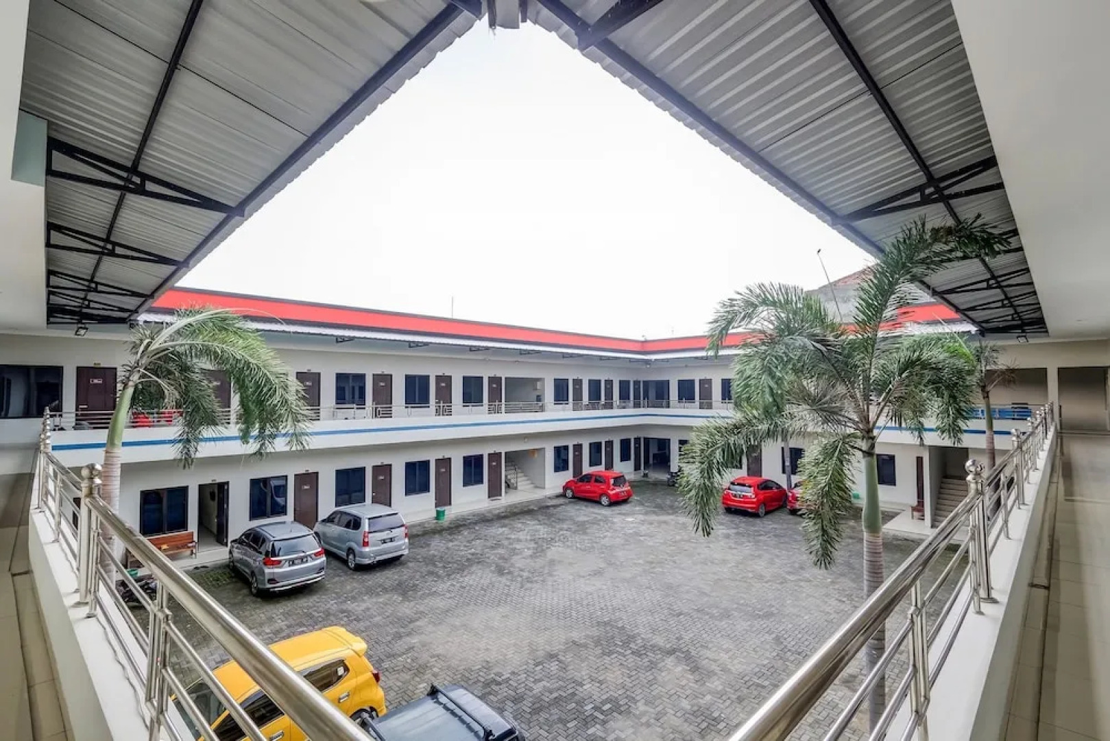 OYO 90927 Homestay Tentrem 2