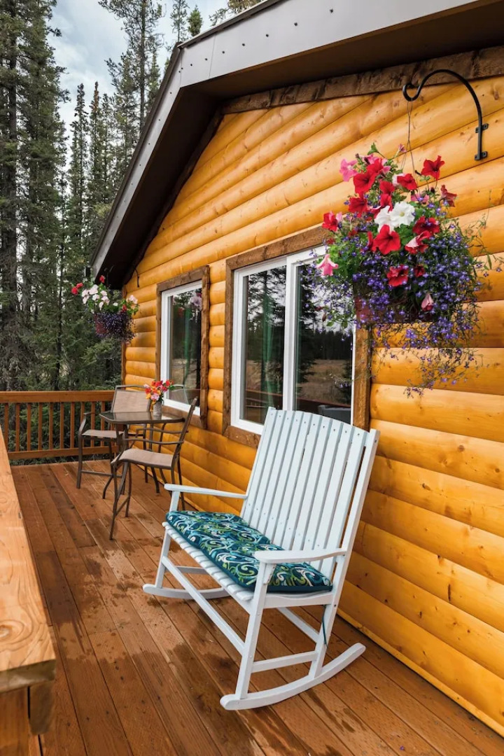 Cloudberry Cabin
