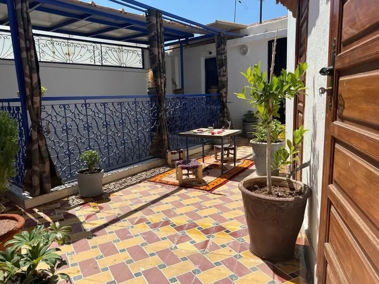 Jenna House - Hostel