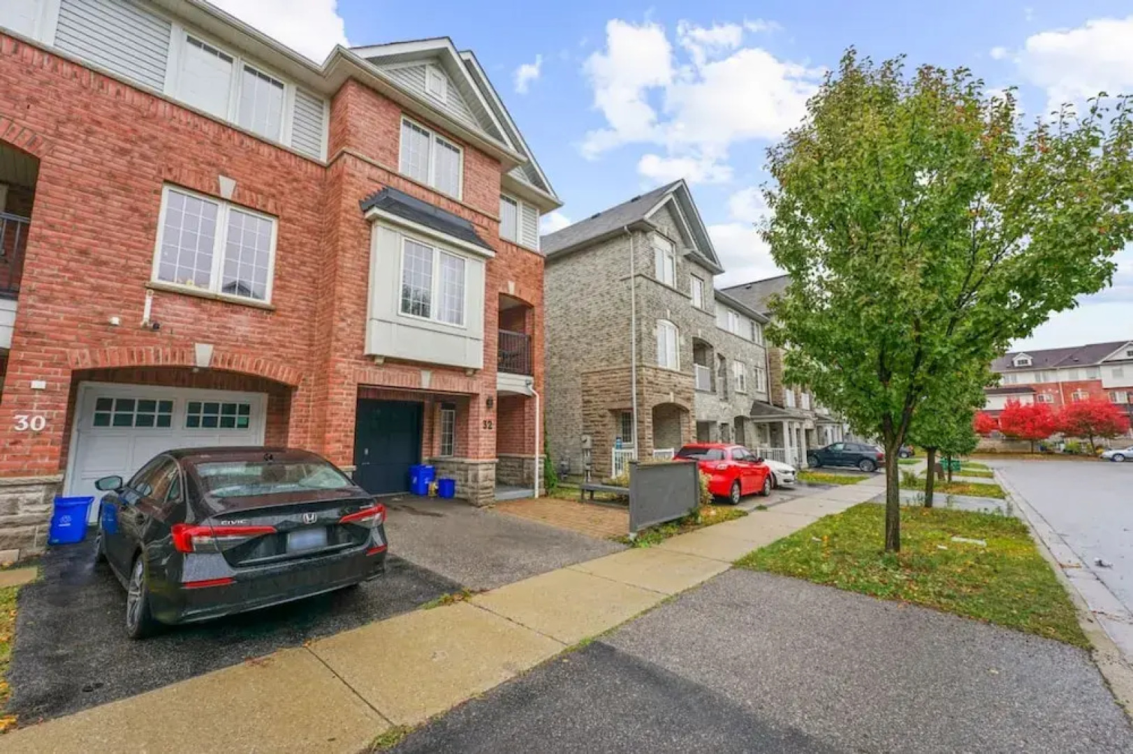 Chic 2BR House Newly Renovated Central Spot