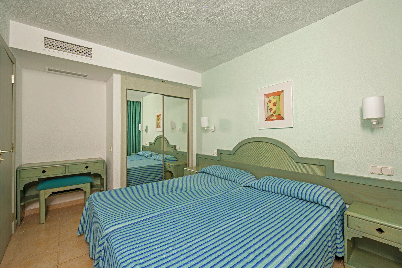 Iberostar Waves Ciudad Blanca