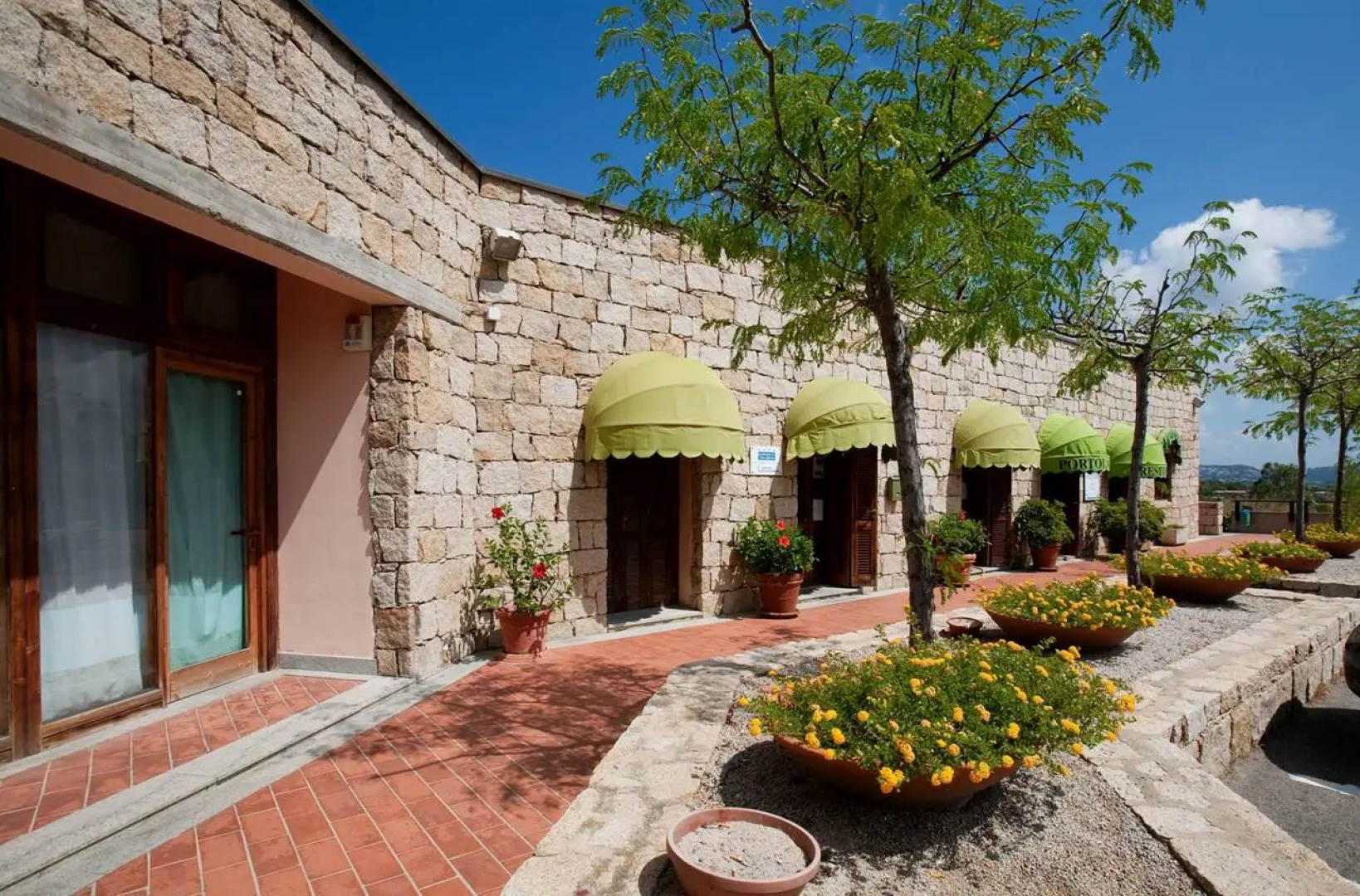 Portolaconia Residence Condominio