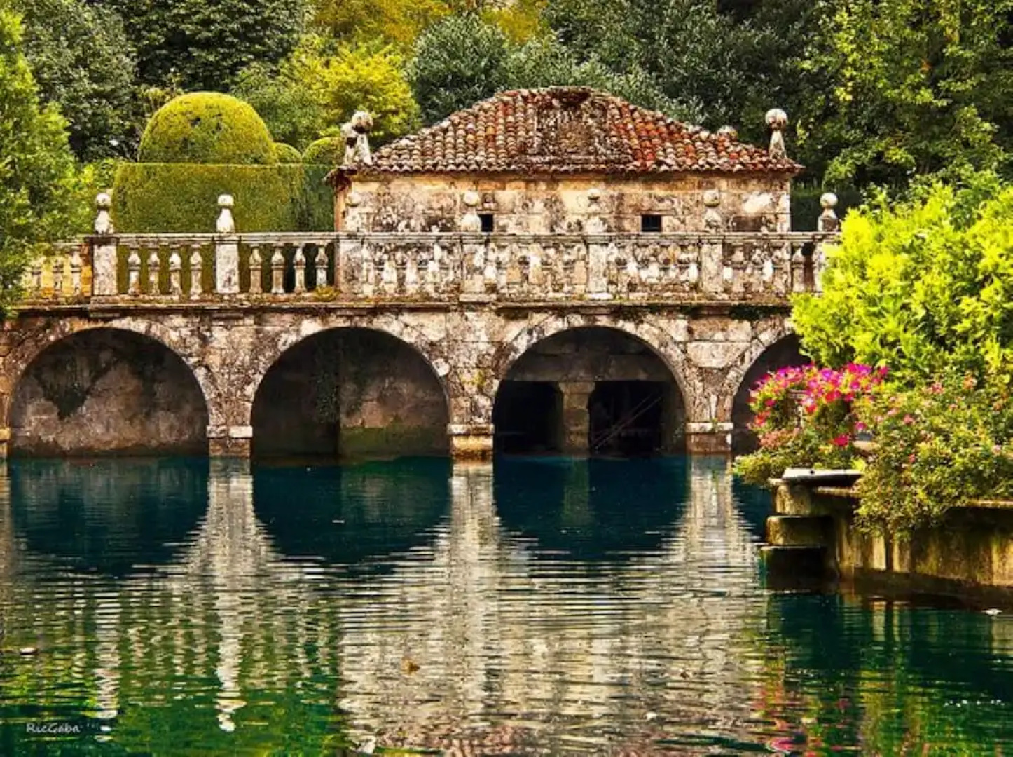 A Estrada 100126 6 Bedroom Holiday home By Mo Rentals