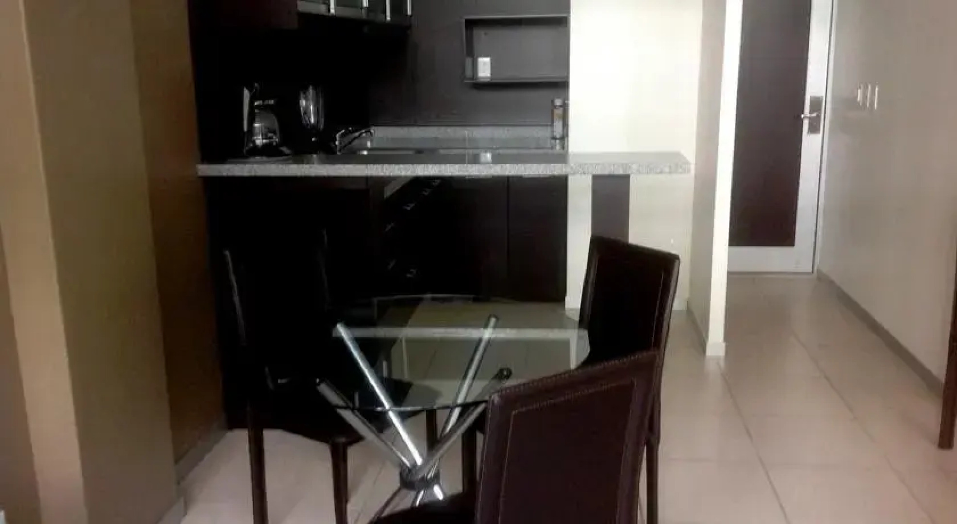 Triumph Tower 2 Loft - Las Quintas