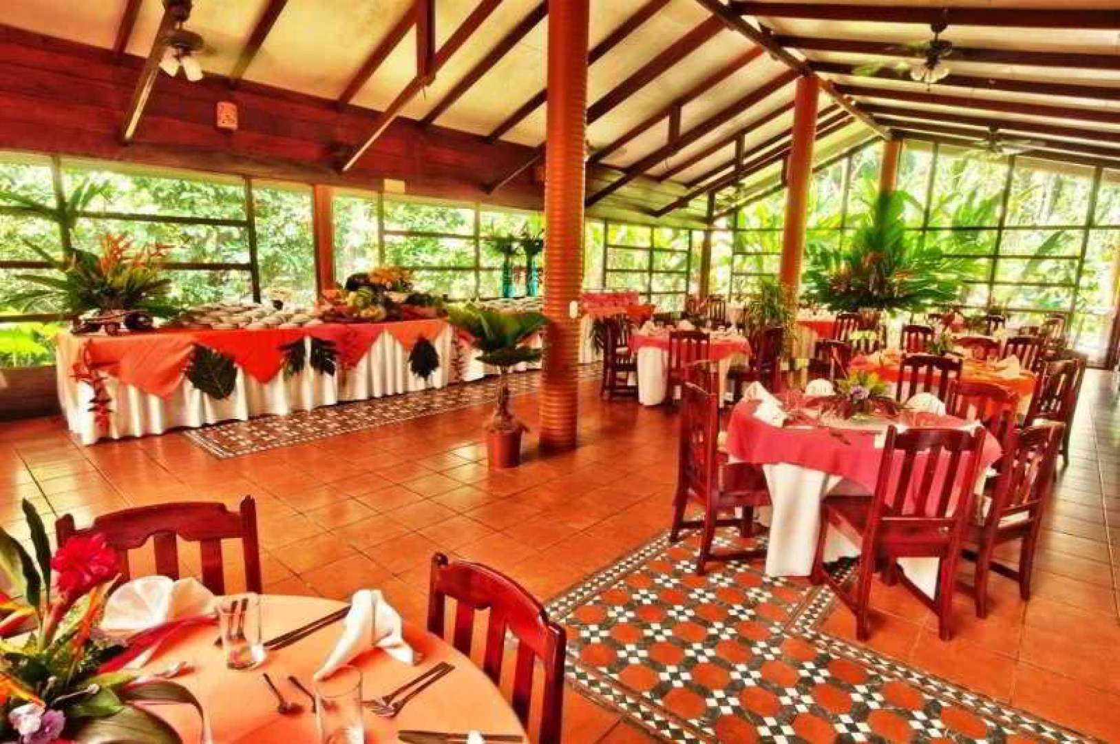 Aninga Lodge
