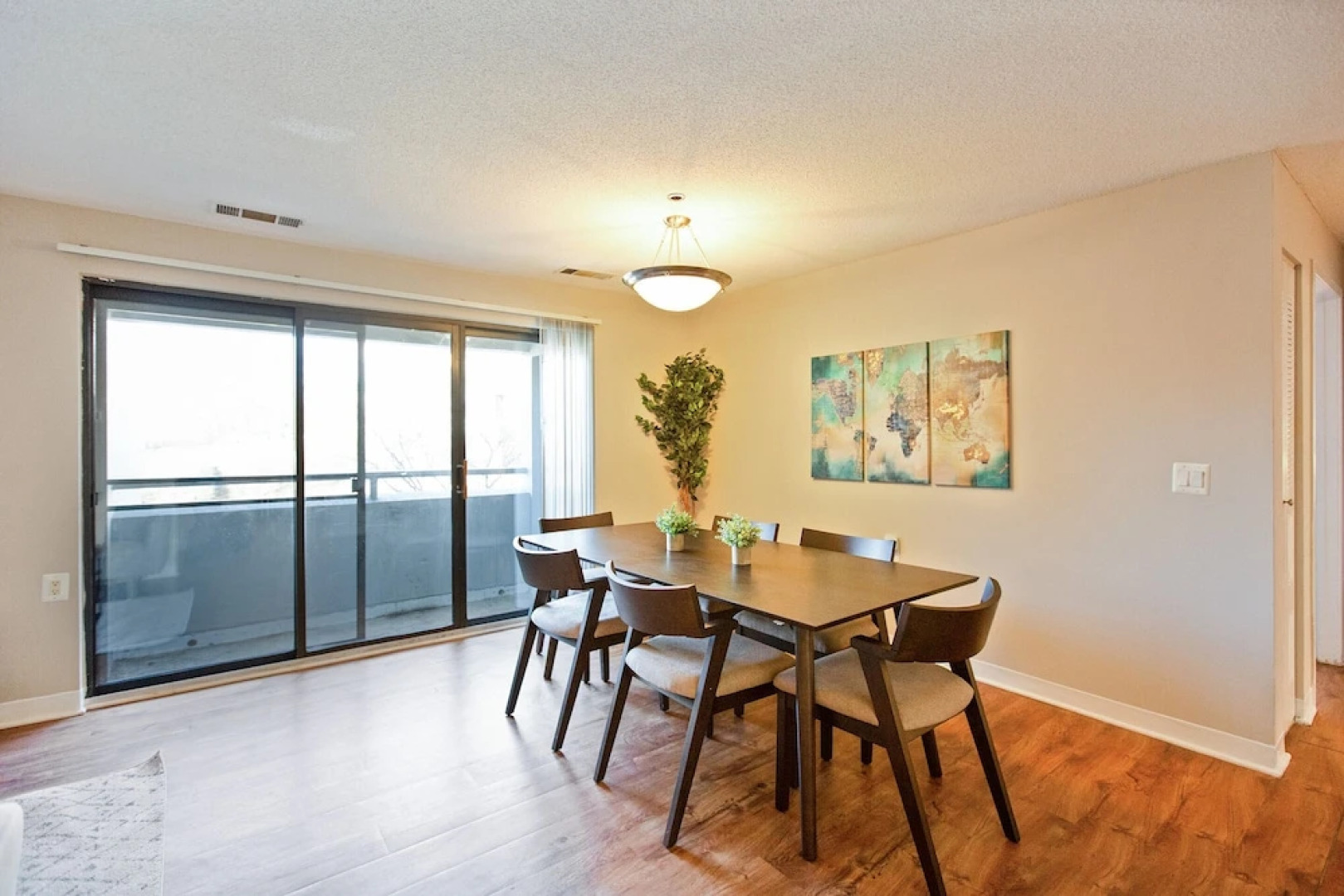 The Luxe Suites of Alexandria