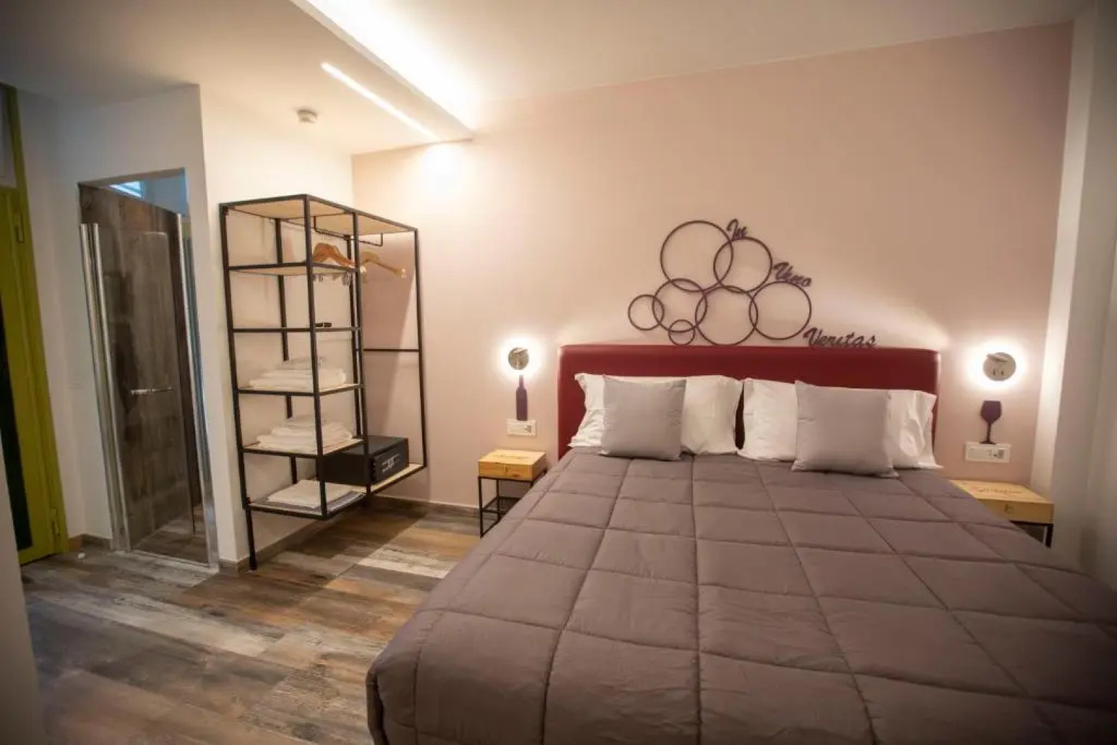 Vesuvio Inn Bed & Wine Experience