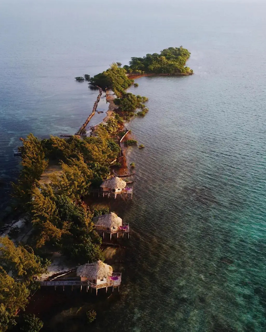 Thatch Caye Resort a Muy'Ono Resort