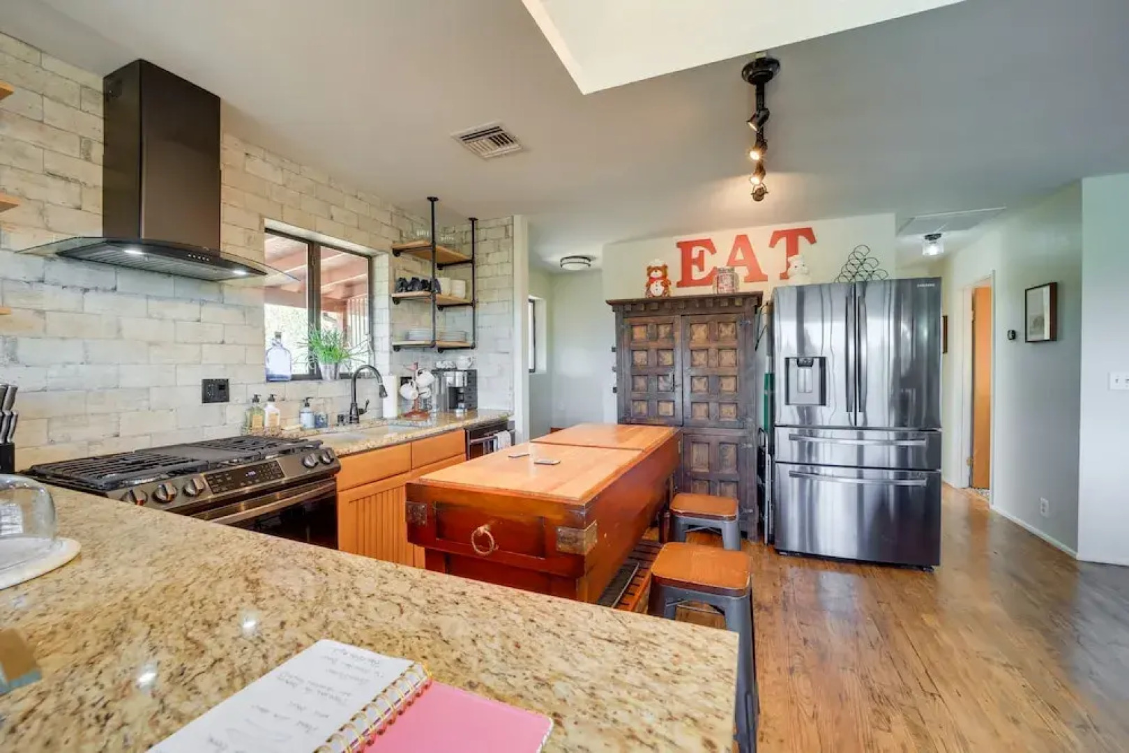 Payson Vacation Rental w/ Hot Tub & Mountain Views