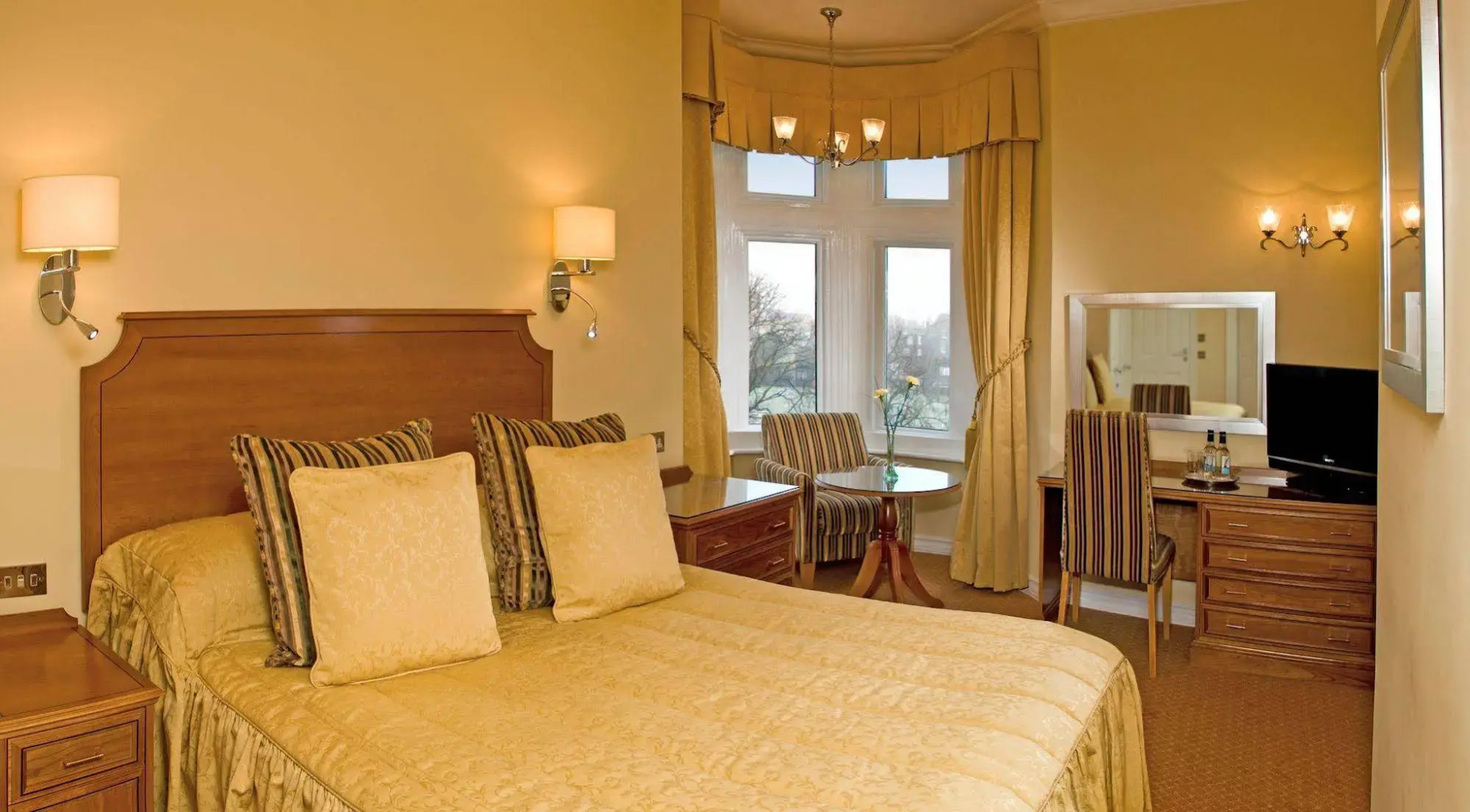 The Victoria Hotel & Source Spa